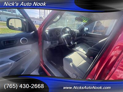 2015 Toyota Tacoma V6   - Photo 11 - Lafayette, IN 47904