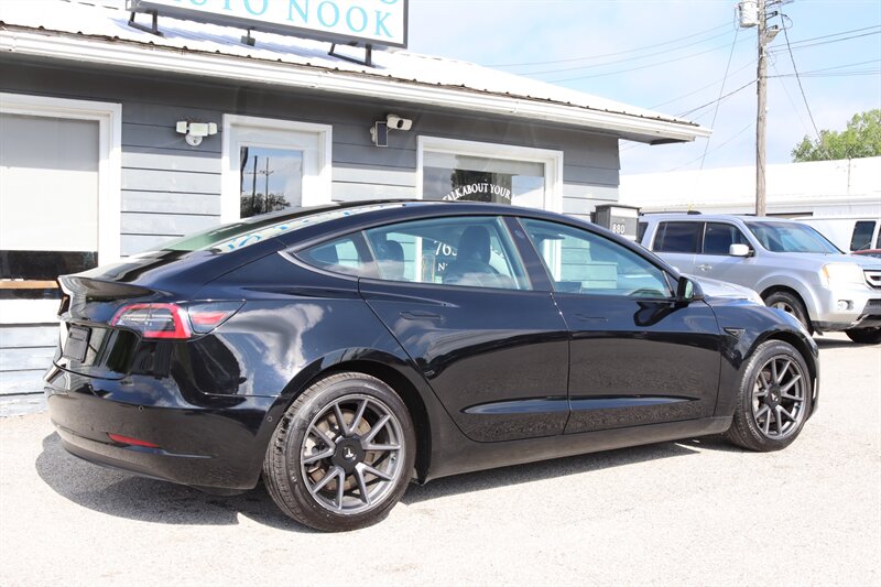 2021 Tesla Model 3 Standard Range Plus - Photo 10 - Lafayette, IN 47904