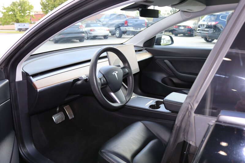 2021 Tesla Model 3 Standard Range Plus - Photo 14 - Lafayette, IN 47904