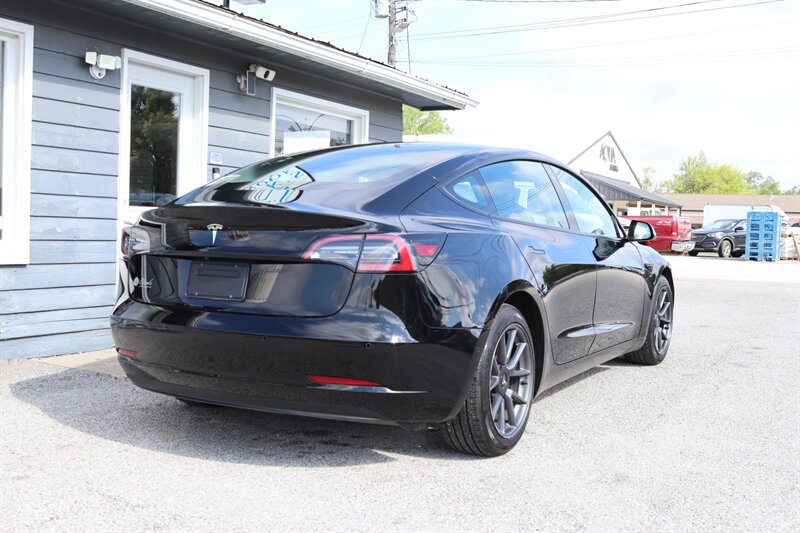 2021 Tesla Model 3 Standard Range Plus - Photo 9 - Lafayette, IN 47904