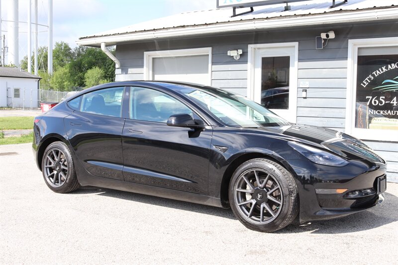 2021 Tesla Model 3 Standard Range Plus - Photo 12 - Lafayette, IN 47904