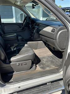 2012 Chevrolet Silverado 2500 LTZ   - Photo 11 - Lafayette, IN 47904