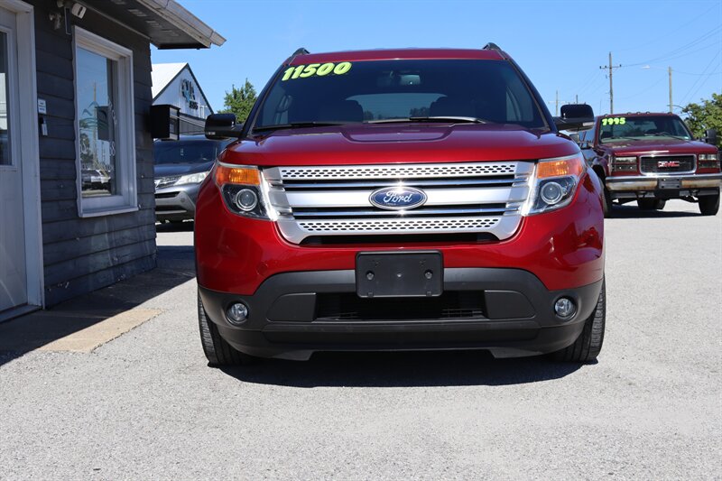 2015 Ford Explorer XLT - Photo 2 - Lafayette, IN 47904