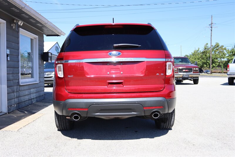 2015 Ford Explorer XLT - Photo 5 - Lafayette, IN 47904