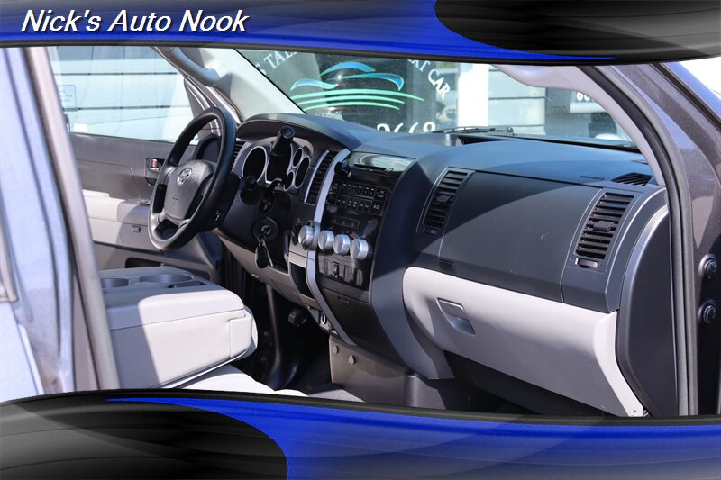 2013 Toyota Tundra Grade - Photo 17 - Lafayette, IN 47904