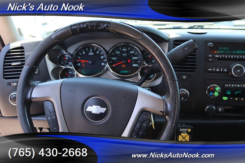 2013 Chevrolet Silverado 2500HD LT - Photo 17 - Lafayette, IN 47904