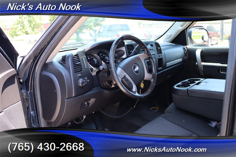 2013 Chevrolet Silverado 2500HD LT - Photo 16 - Lafayette, IN 47904