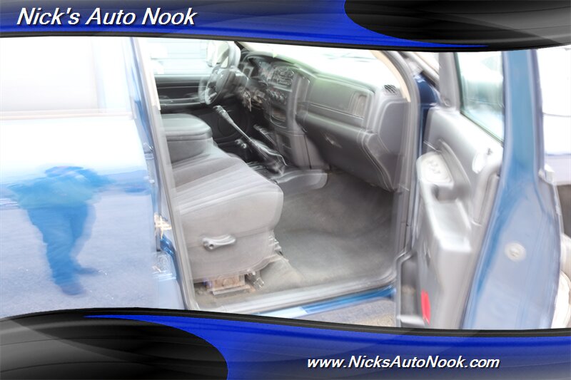 2004 Dodge Ram 2500 ST - Photo 11 - Lafayette, IN 47904