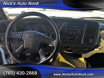 2004 GMC Sierra 2500HD SLT   - Photo 14 - Lafayette, IN 47904