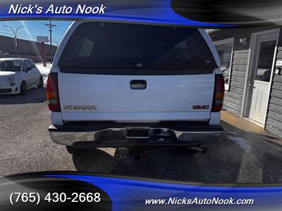 2004 GMC Sierra 2500HD SLT   - Photo 7 - Lafayette, IN 47904