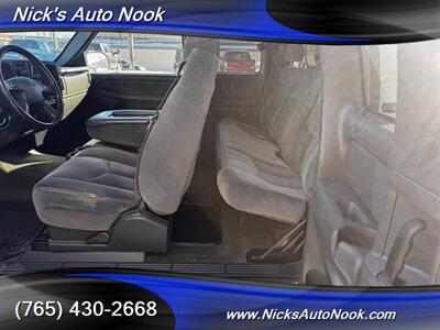 2004 GMC Sierra 2500HD SLT   - Photo 15 - Lafayette, IN 47904