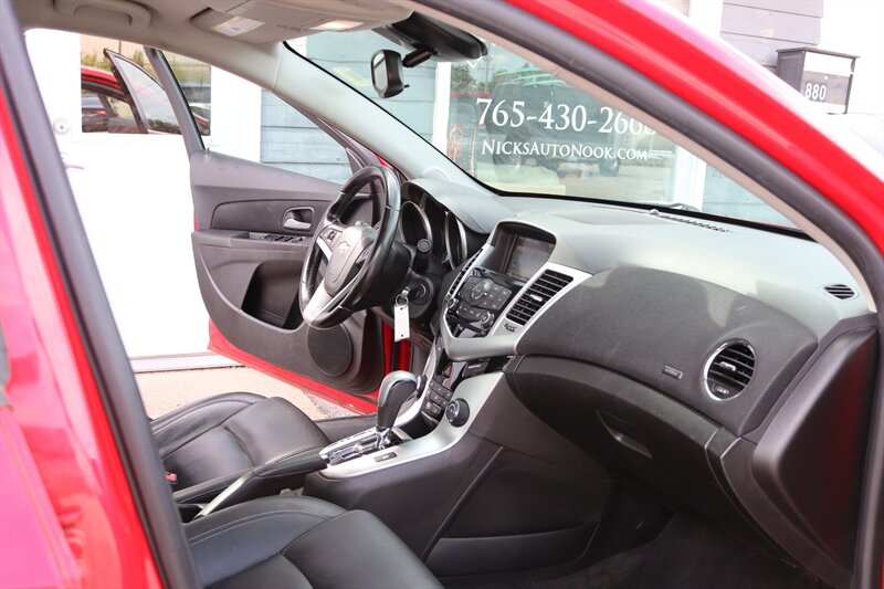 2015 Chevrolet Cruze 2LT Auto - Photo 14 - Lafayette, IN 47904