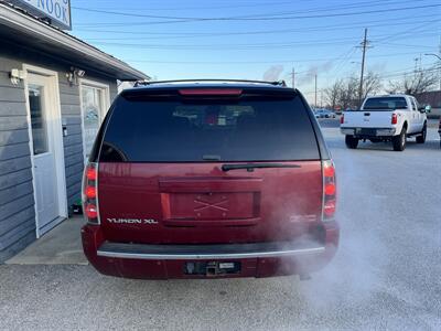 2008 GMC Yukon XL Denali   - Photo 7 - Lafayette, IN 47904