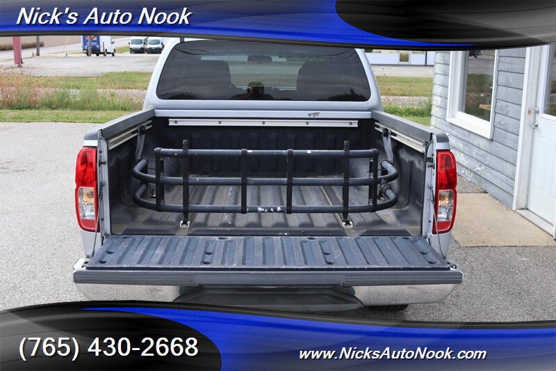 2009 Nissan Frontier SE V6 - Photo 6 - Lafayette, IN 47904