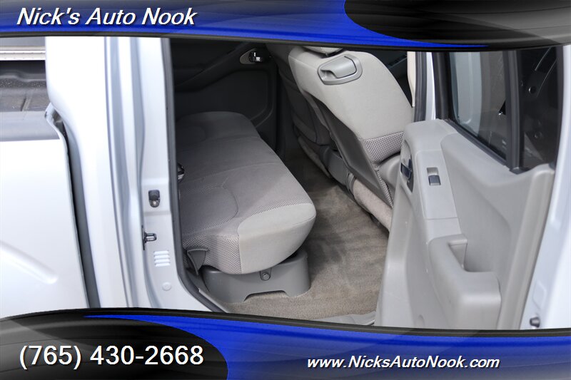 2009 Nissan Frontier SE V6 - Photo 12 - Lafayette, IN 47904
