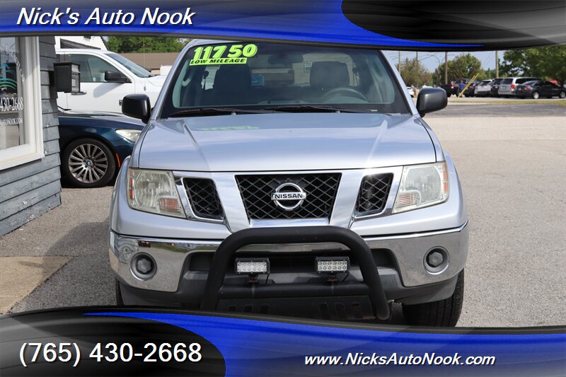 2009 Nissan Frontier SE V6 - Photo 2 - Lafayette, IN 47904