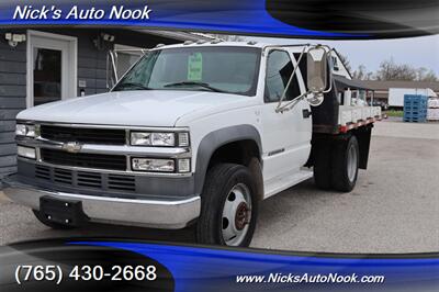 2002 Chevrolet Silverado 3500 HD   - Photo 3 - Lafayette, IN 47904