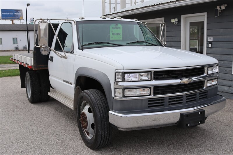 2002 Chevrolet Silverado 3500 HD - Photo 8 - Lafayette, IN 47904