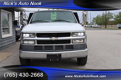 2002 Chevrolet Silverado 3500 HD   - Photo 2 - Lafayette, IN 47904
