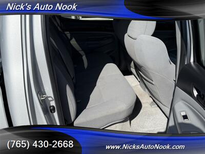 2010 Toyota Tacoma V6   - Photo 9 - Lafayette, IN 47904