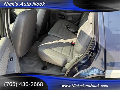 2002 Ford Explorer XLS 4dr XLS   - Photo 11 - Lafayette, IN 47904