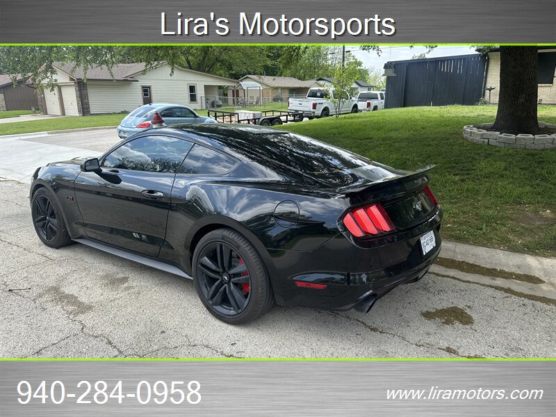 2016 Ford Mustang EcoBoost Premium  