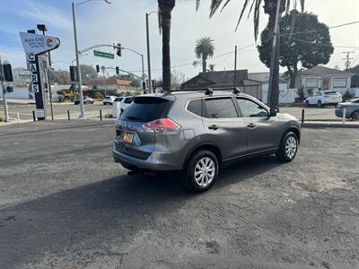 2016 Nissan Rogue S   - Photo 4 - Redondo Beach, CA 90277