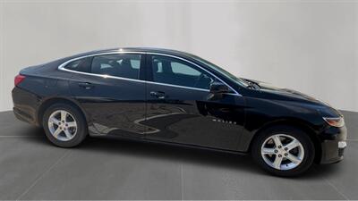 2024 Chevrolet Malibu LS - Photo 2 - Brandywine, MD 20613