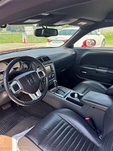 2012 Dodge Challenger R/T   - Photo 6 - Brandywine, MD 20613