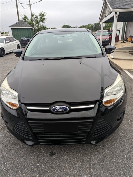 2014 Ford Focus SE - Photo 1 - Brandywine, MD 20613