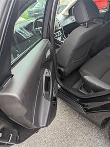 2014 Ford Focus SE   - Photo 6 - Brandywine, MD 20613