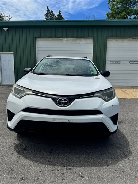 2016 Toyota RAV4 LE - Photo 1 - Brandywine, MD 20613