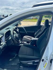 2016 Toyota RAV4 LE   - Photo 6 - Brandywine, MD 20613