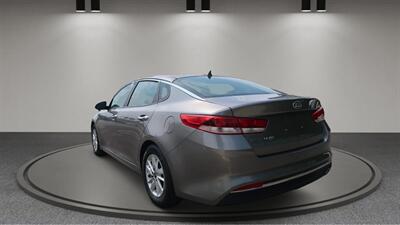 2018 Kia Optima LX   - Photo 5 - Brandywine, MD 20613