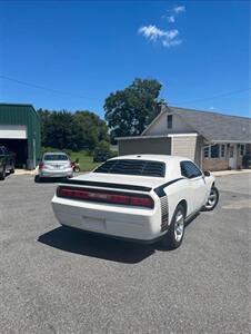 2009 Dodge Challenger SE   - Photo 8 - Brandywine, MD 20613