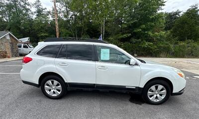 2010 Subaru Outback 3.6R Limited   - Photo 16 - Brandywine, MD 20613