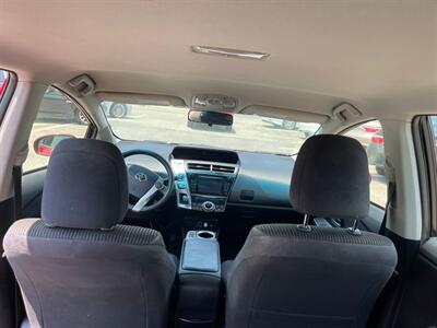 2016 Toyota Prius v Two   - Photo 7 - Brandywine, MD 20613