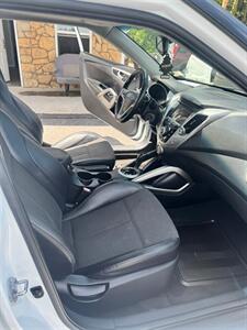 2013 Hyundai VELOSTER   - Photo 9 - Brandywine, MD 20613