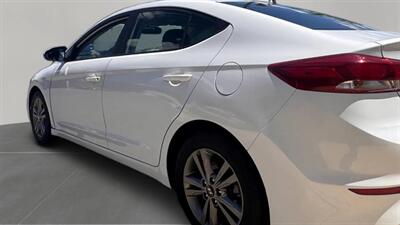 2018 Hyundai Elantra Limited - Photo 1 - Brandywine, MD 20613