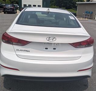 2018 Hyundai Elantra Limited   - Photo 2 - Brandywine, MD 20613