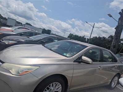 2016 Toyota Camry LE   - Photo 2 - Brandywine, MD 20613