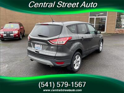 2015 Ford Escape SE   - Photo 5 - Sutherlin, OR 97479