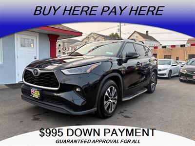 2022 Toyota Highlander XLE   - Photo 3 - Elizabeth, NJ 07201