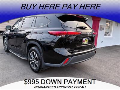 2022 Toyota Highlander XLE   - Photo 5 - Elizabeth, NJ 07201