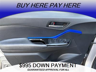 2020 Toyota C-HR XLE   - Photo 13 - Elizabeth, NJ 07201