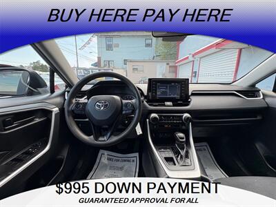 2020 Toyota RAV4 LE   - Photo 14 - Elizabeth, NJ 07201