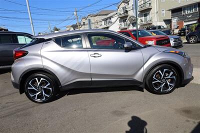 2018 Toyota C-HR XLE   - Photo 8 - Elizabeth, NJ 07201