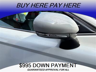 2023 Toyota Camry SE NIGHT SHADE   - Photo 9 - Elizabeth, NJ 07201