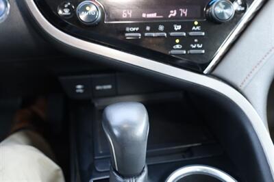 2018 Toyota Camry HYBRID   - Photo 28 - Elizabeth, NJ 07201