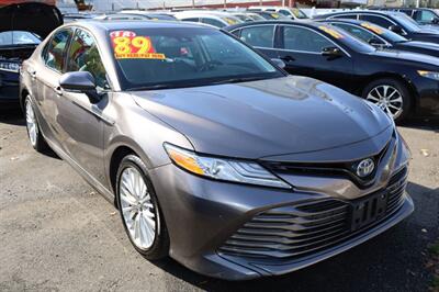 2018 Toyota Camry HYBRID   - Photo 1 - Elizabeth, NJ 07201